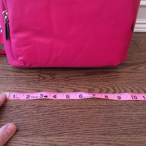 LAST ONE! NWT Michael Kors LG Wythe Backpack - Picture 6 of 8